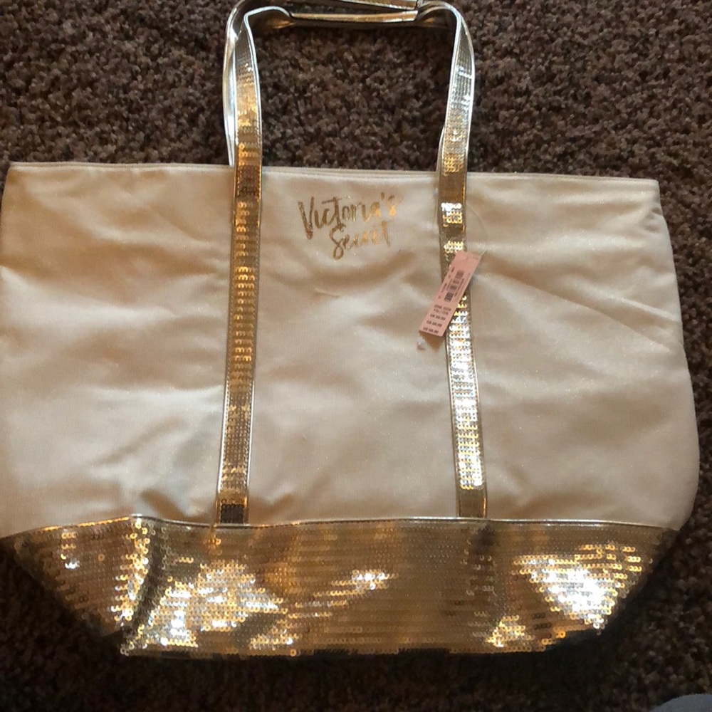 Victoria’s Secret NWT tote